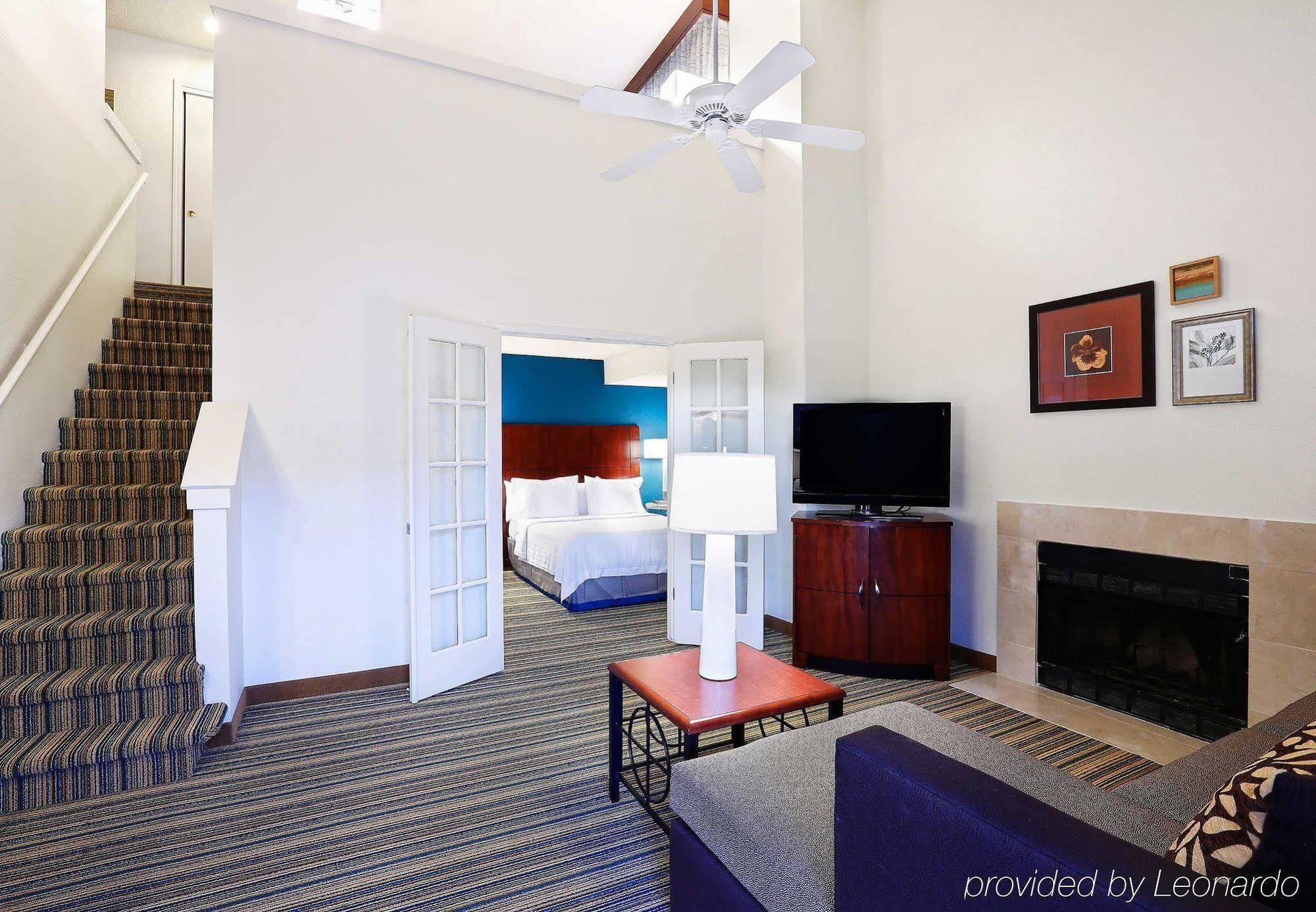 Residence Inn Phoenix Esterno foto