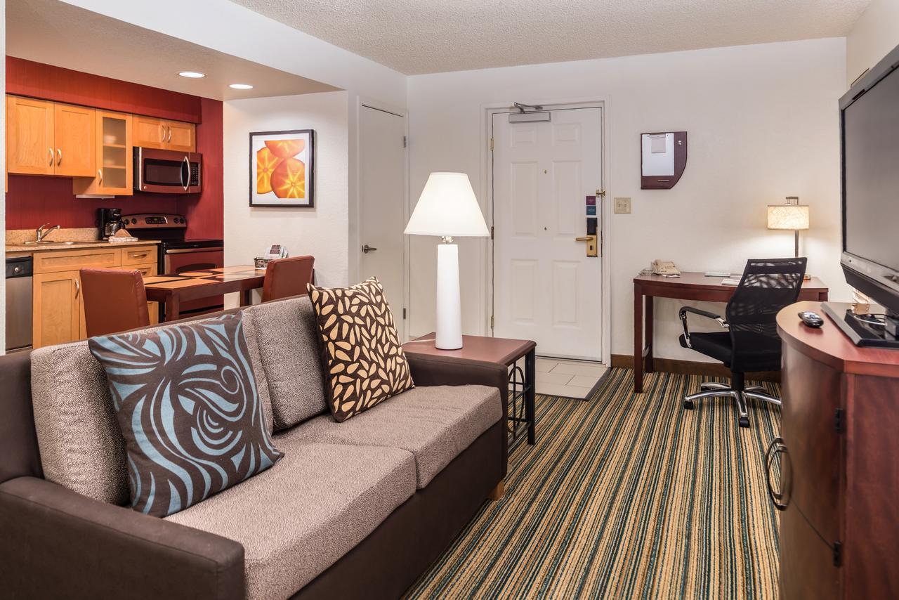 Residence Inn Phoenix Esterno foto