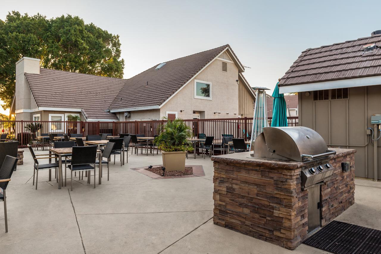 Residence Inn Phoenix Esterno foto
