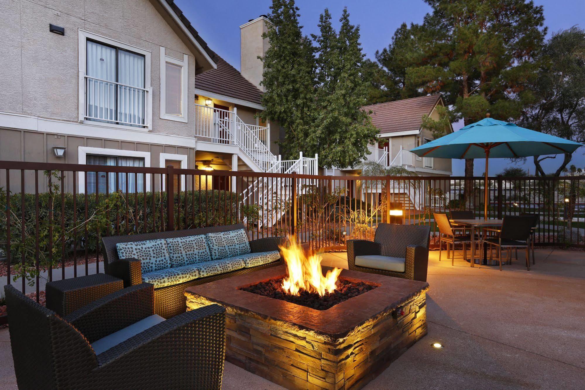 Residence Inn Phoenix Esterno foto